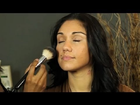 How to Apply Makeup to Make Yourself Look & Feel Better : Eye Makeup & More