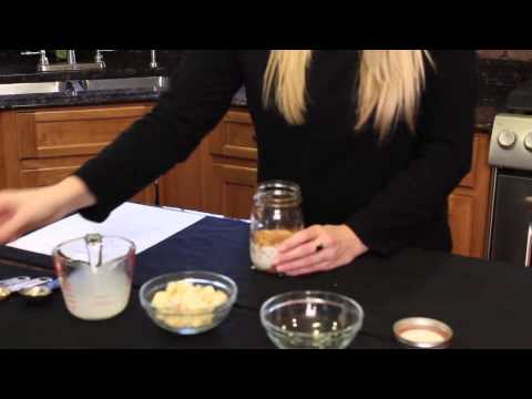 How to Make Oatmeal in a Cup in a Dorm With No Microwave : Healthy Foods for Body & Mind