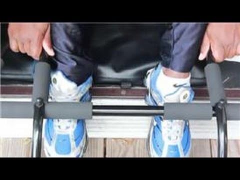 Tips From a Personal Trainer : How to Best Use a Door-Mounted Sit-Up Bar